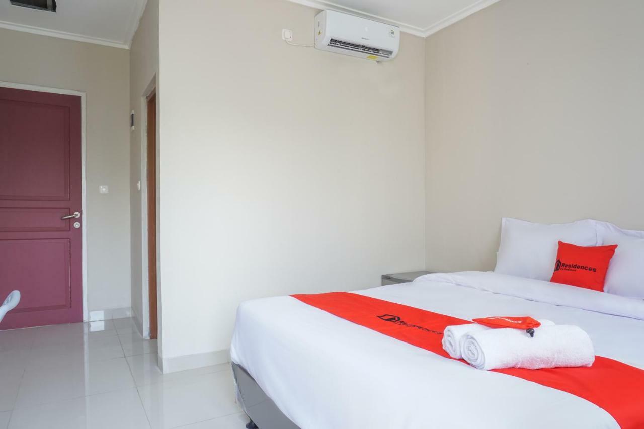 Residences By Reddoorz Near Mt Haryono - Minimum Stay 7 Days Jakarta Exterior foto